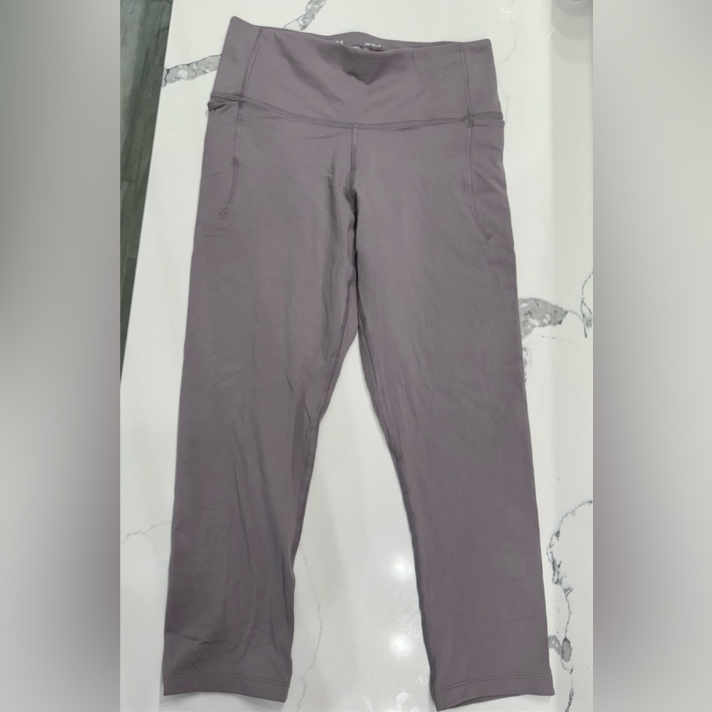 Women’s Under Armour Meridian crop leggings
